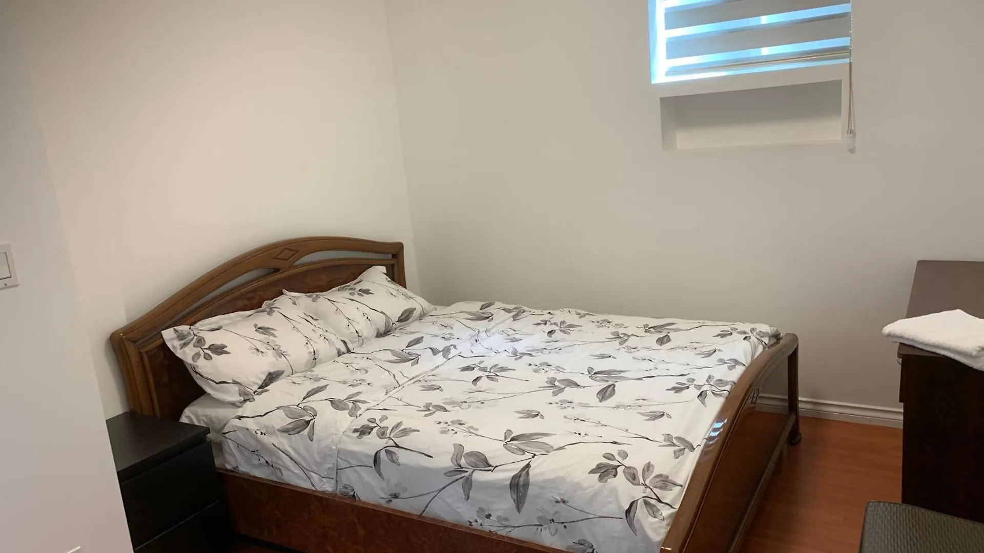 Exclusive Offer - A Special Deal Ending Soon!! Super Nice Location - Very Close To Yvr Airport And Shopping Center & Easy Transportation Vancouver